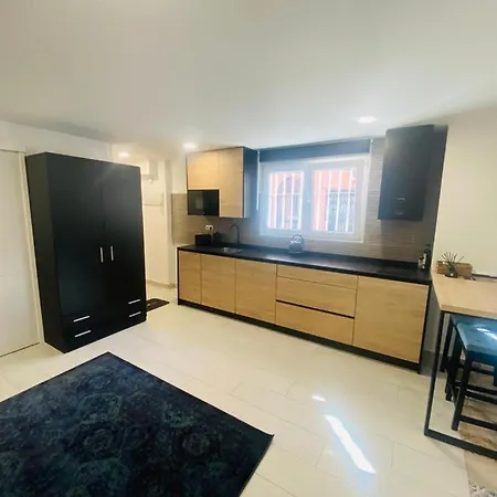 Casa Afrodita 2 * Малага